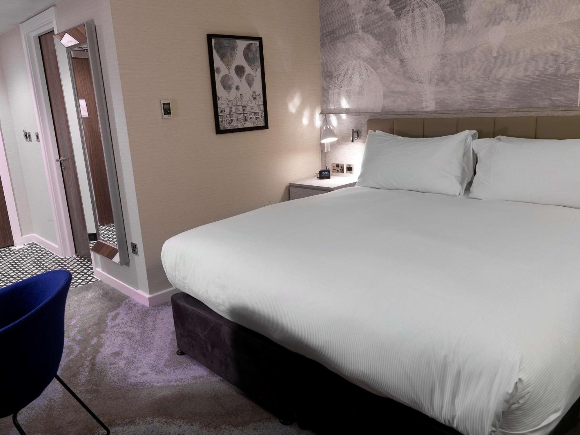 Doubletree By Hilton Chester Ngoại thất bức ảnh