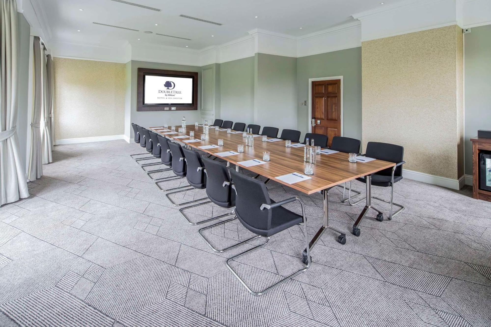 Doubletree By Hilton Chester Ngoại thất bức ảnh